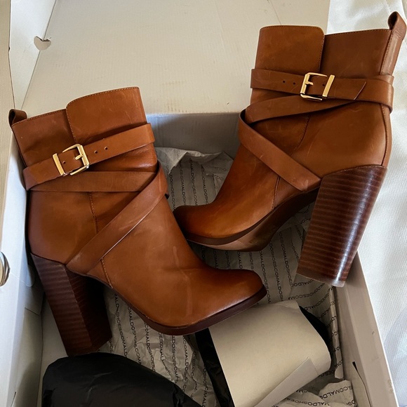 ALDO Leather Ankle Boots - High Heel, Size US 6 - Picture 2 of 7